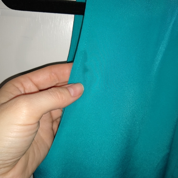 Ann Taylor Blouse - Picture 2 of 3